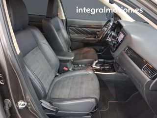 Mitsubishi Outlander 2.0 PHEV Kaiteki Auto 4WD