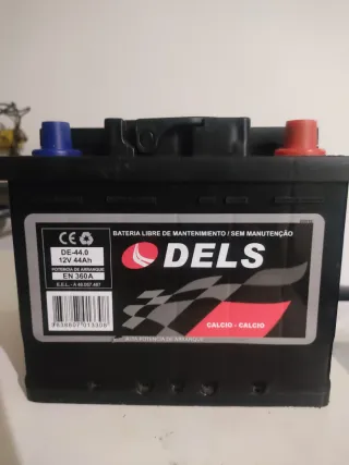 Batería Coche DELS DE-44.0 12V 44Ah EN 360A
