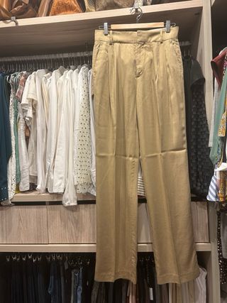 Pantalón Zara pinzas camel