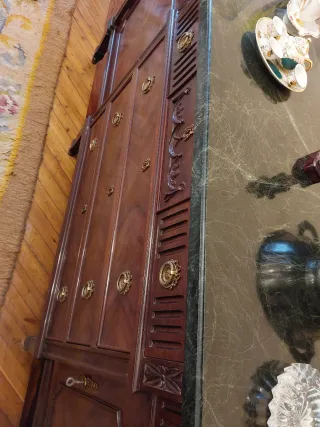 Vitrina + encimera + mesa de salón de madera