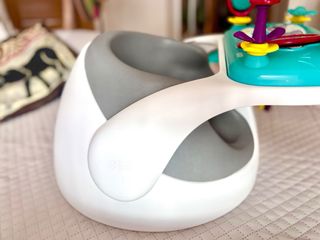 Trona/asiento suelo bebé Mamas&Papas