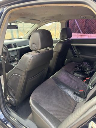 Opel Vectra GTS 2004