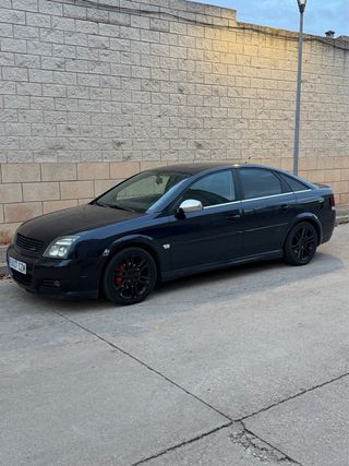 Opel Vectra GTS 2004