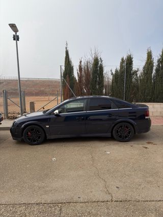 Opel Vectra GTS 2004