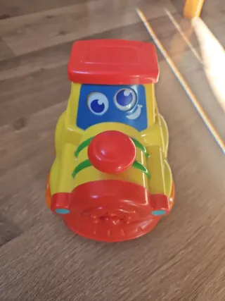 Tren de juguete infantil