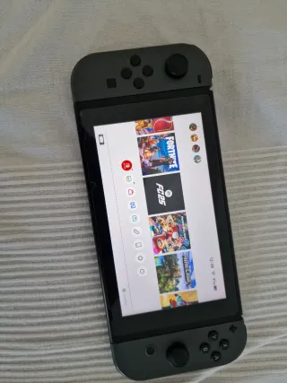 Nintendo Switch + extras