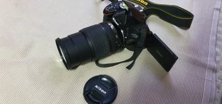 Cámara Nikon D5100 + Objetivo + Mochila