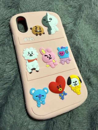 Funda iPhone XR BT21.