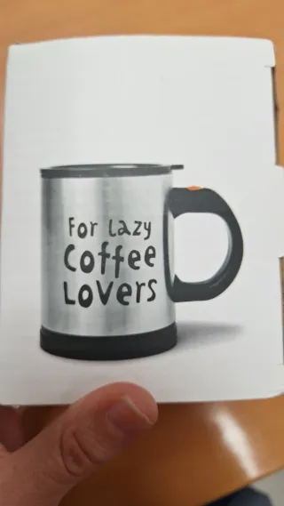Taza auto-giratoria para amantes del café