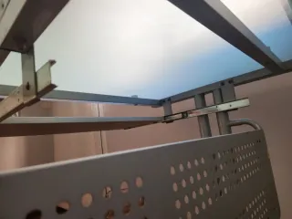 Escritorio metal y cristal + silla