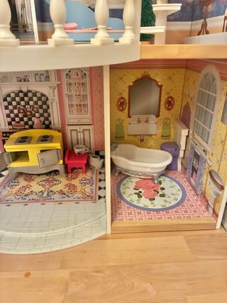 Casa de muñecas grande 114x84x27 cm