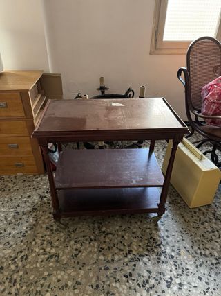 Mesita auxiliar de madera