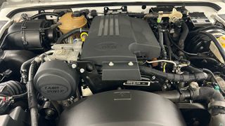 Land Rover Defender 2016