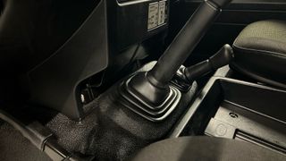 Land Rover Defender 2016