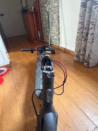 Patinete  Xiaomi Mi Pro 2 y rueda de repuesto