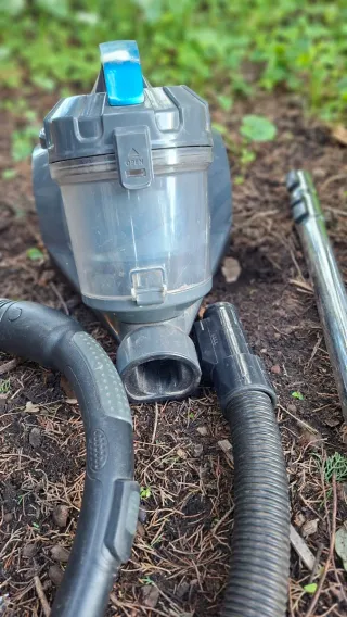 Aspirador AspiraPolvere 850W.