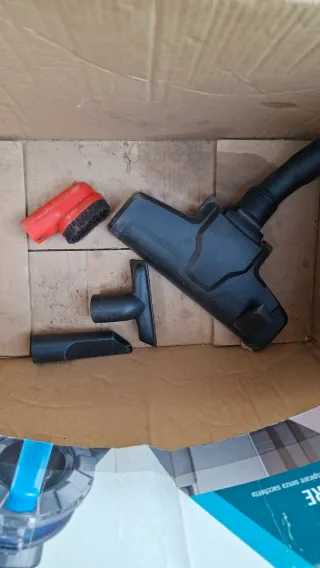 Aspirador AspiraPolvere 850W.