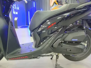 Honda SH 125i 2024 muchos extras 1200 km