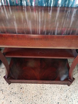 Aparador, Consola antigua.