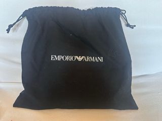 Borsa a tracolla nera e fucsia