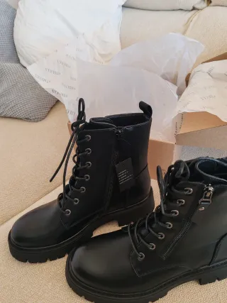 Botas negras talla 40 nuevas