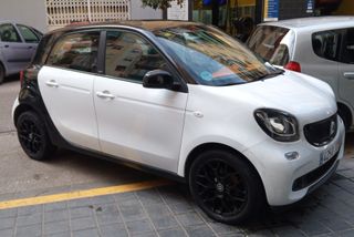 SE VENDE SMART FORFOUR DE FEBRERO