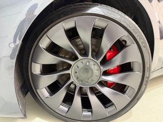 Tesla Model 3 Performance AWD