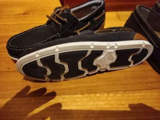 4 Pares Zapatos sin uso