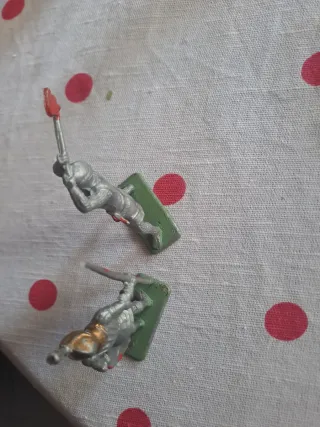 2 Cavalieri Crescent