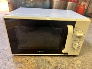 Microondas Nevir Blanco