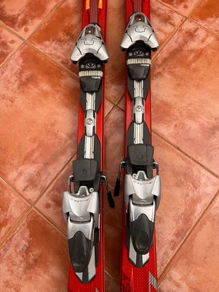Esquís Head con bastones y funda