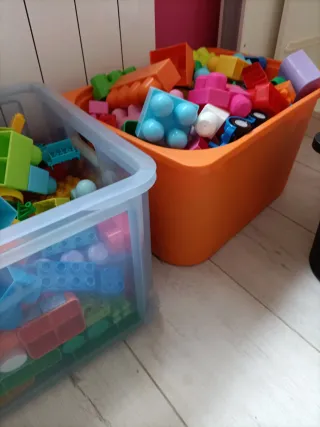 Lote construcción infantil +250 piezas