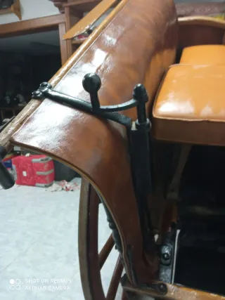 Carro de caballos  de paseo centenario funcional