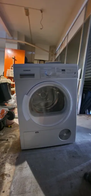 Secadora, Horno y Campana Extractora