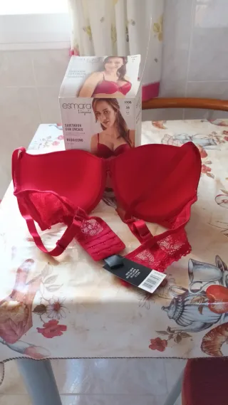 Sujetador Esmara 100B con encaje sin estrenar