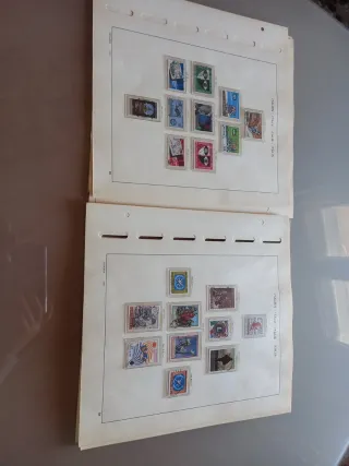 Hojas de sellos Italia Schaubek