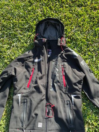 Chaqueta Negra Norway