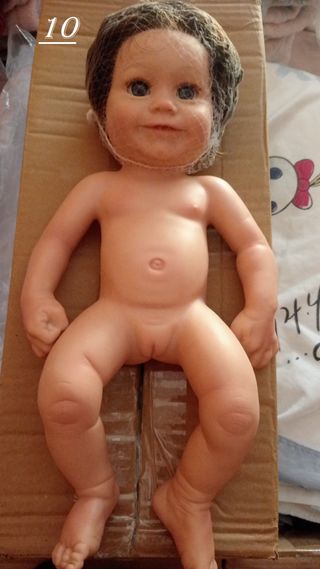 Bebé Reborn con Pelitos