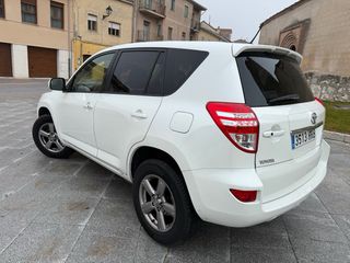 Toyota RAV4 2013
