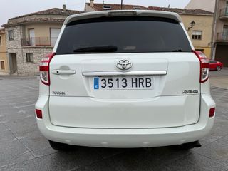 Toyota RAV4 2013