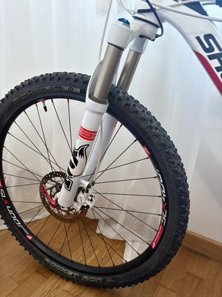 Bicicleta de Montaña Shockblaze