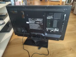 TV Panasonic 32 pulgadas con Mando