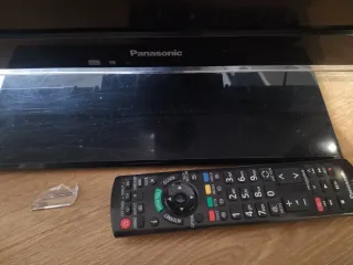 TV Panasonic 32 pulgadas con Mando