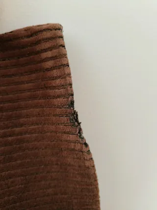 Pantalones acampanados pana fina marrones