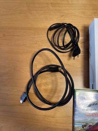 Xbox One S + 1 mando + 3 Juegos !!!