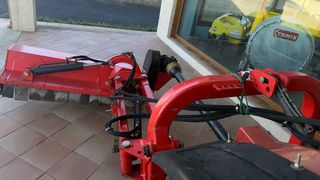 Trituradora de martillos Agridan 140 con brazo