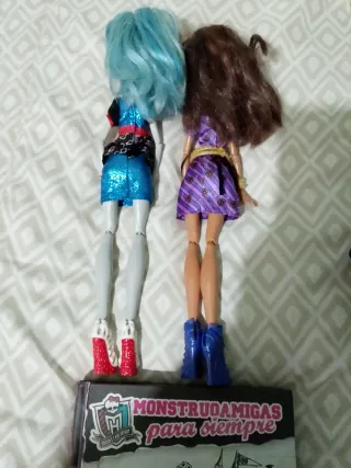 Lote Monster High: Muñecas, Libro y Bolso