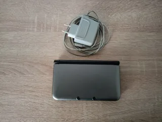 Nintendo 3DS XL con muchos juegos