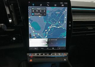 2024 Renault Espace E-Tech full hybrid 146kW Techno