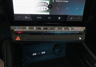 2024 Renault Espace E-Tech full hybrid 146kW Techno